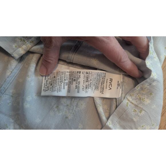 RVCA Women's M 90s Ditsy Country Button Down Flora New NWT Mini Fit Flare - Picture 8 of 9